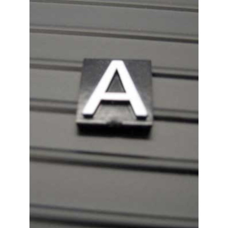 Quartet شخصيات رباعية لوحات الحروف المغناطيسية، خط هيلفيتيكا، 1 بوصة، 128 شخصية لكل مجموعة، أبيض (M1) - Image 5